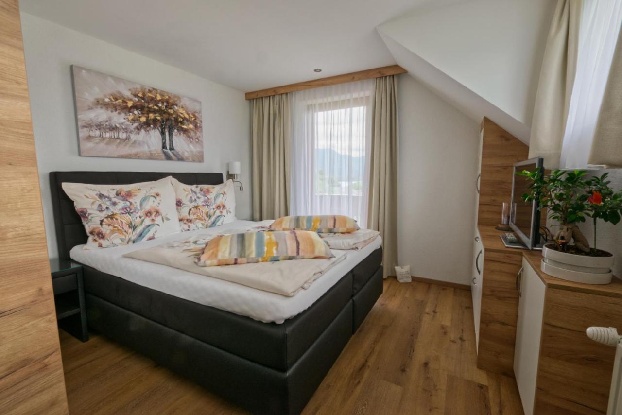 Ferienhaus Holzer วิลลาค ภายนอก รูปภาพ