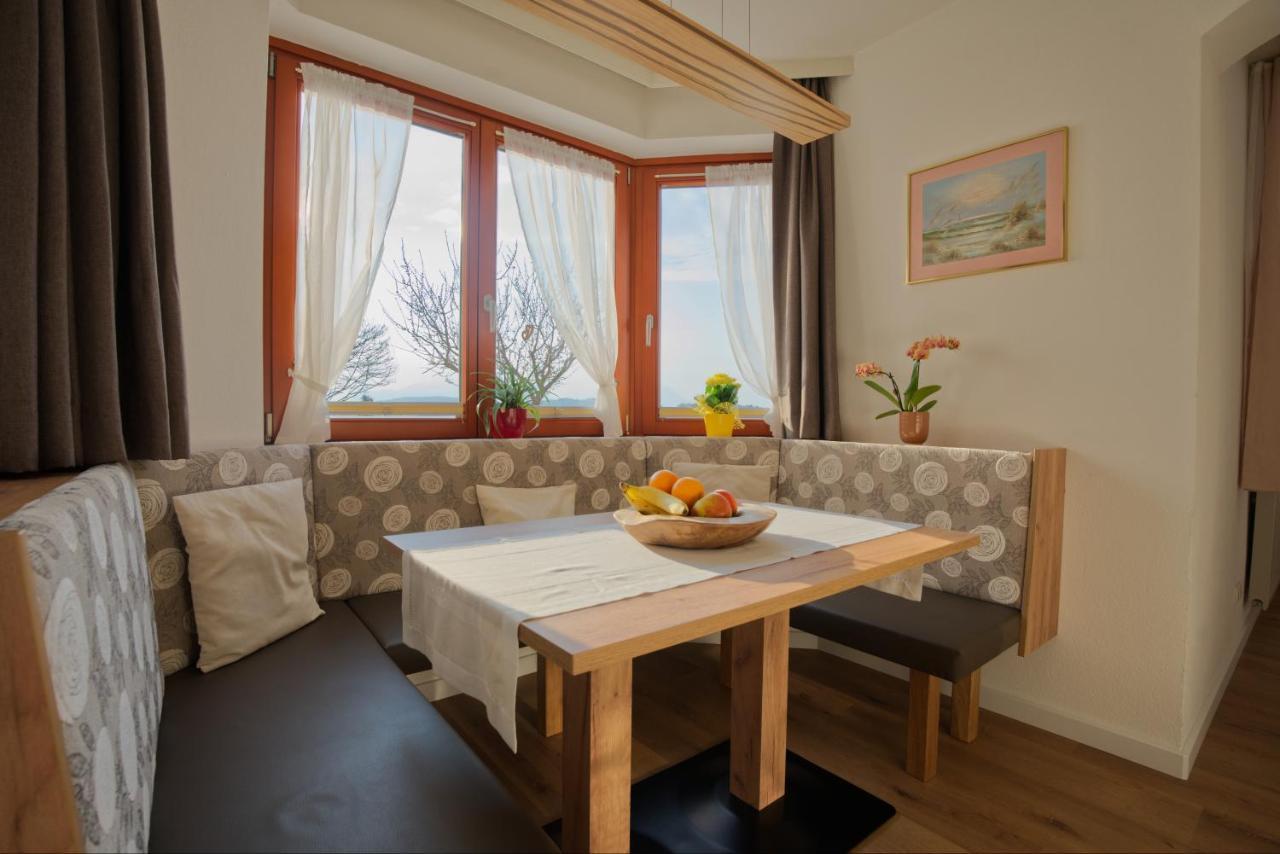 Ferienhaus Holzer วิลลาค ภายนอก รูปภาพ