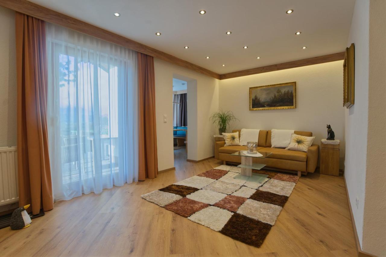 Ferienhaus Holzer วิลลาค ภายนอก รูปภาพ