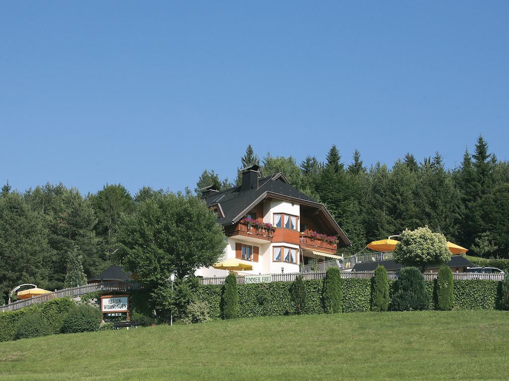 Ferienhaus Holzer วิลลาค ภายนอก รูปภาพ